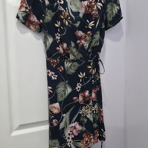 Forever 21 Navy Floral Mini Dress